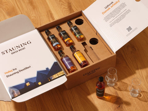Lade das Bild in den Galerie-Viewer, Stauning Whisky whisky Tasting Set 6x5cl + Virtual Tasting