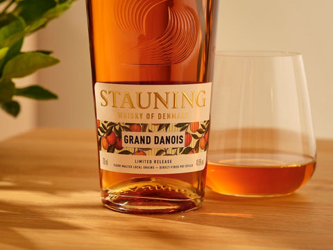 
                          Load image into Gallery viewer, Stauning Whisky whisky Stauning R.Y.E. Grand Danois | Limited Winterdrop
                      