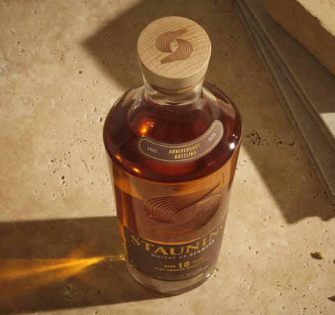 
                          Load image into Gallery viewer, Stauning Whisky whisky Stauning 20ᵗʰ Anniversary Edition | Peat Smoked Single Malt | 10 Years
                      