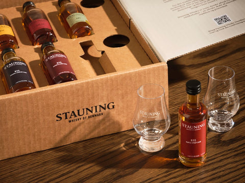 
                          Load image into Gallery viewer, Stauning Whisky whisky Stauning R.Y.E. Tasting Box 6x5cl + Virtual Tasting
                      