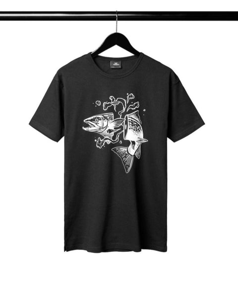
                          Load image into Gallery viewer, Stauning Whisky merchandise Skjern River Whisky T-shirt - black
                      
